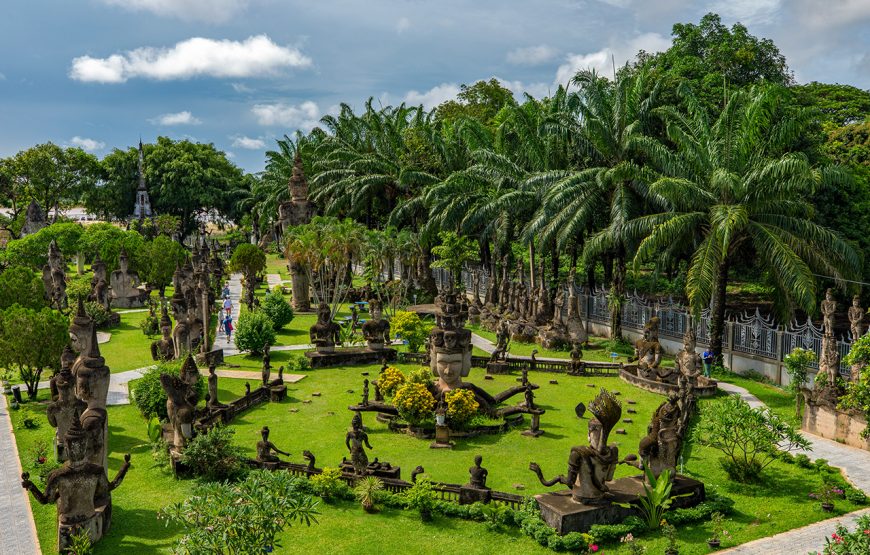 Private Tour: 6 Days Lively Laos