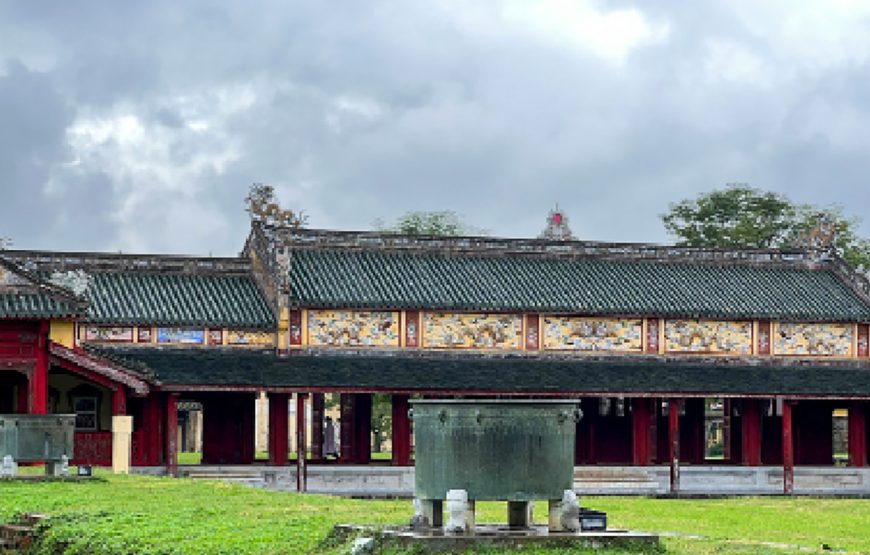 Private tour: Half-day Hue Imperial City Tour
