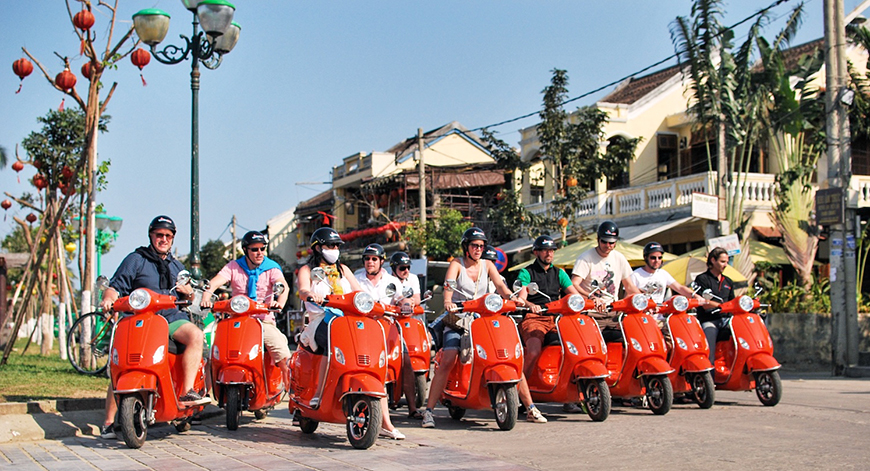 Day 5: Hoi An Walking tour – Countryside Adventure by Electric Scooter (B/-/-) 