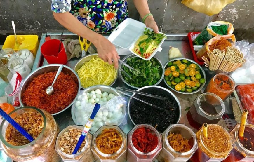 Private tour: Food Tasting Experience In Ho Chi Minh City By Motorbike