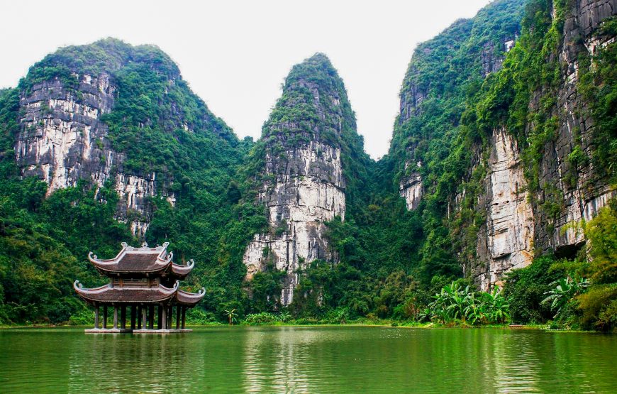 Full-day Exploring Hoa Lu And Trang An Grottoes