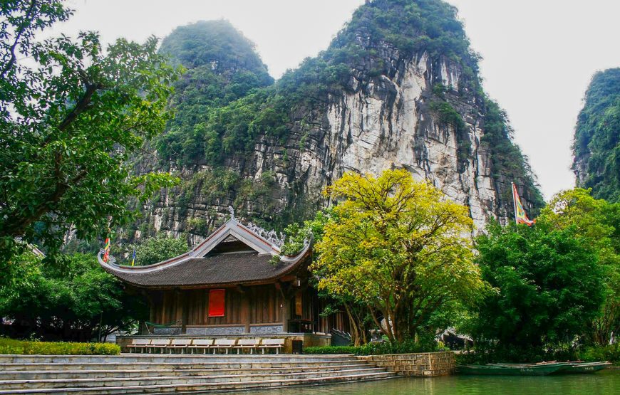 Full-day Exploring Hoa Lu And Trang An Grottoes