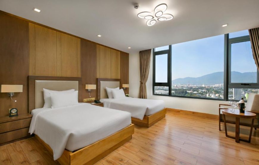 [01 Night stay Voucher] Nhu Minh Plaza Hotel (Deluxe Room)